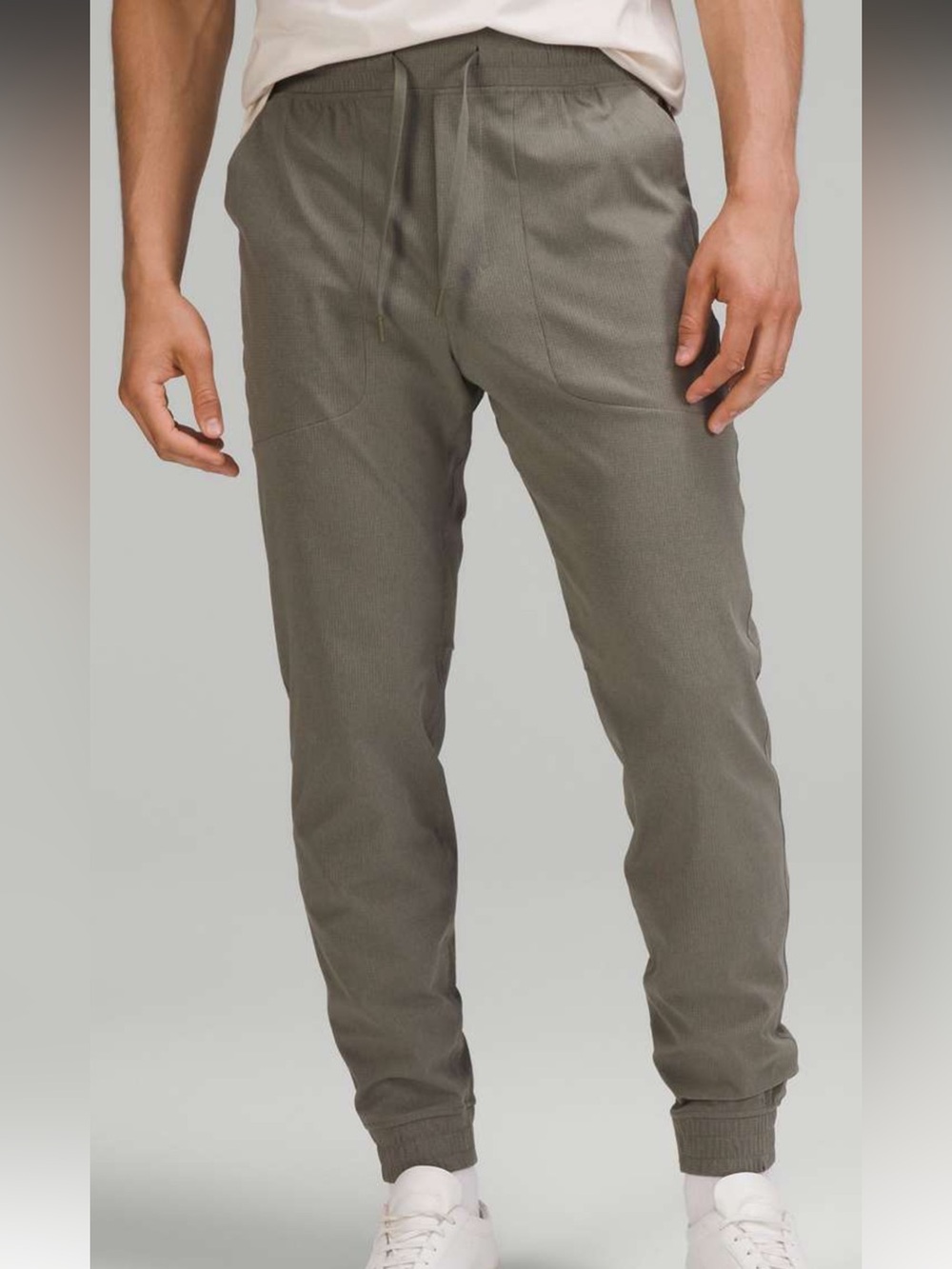 LULULEMON ABC Jogger *WovenAir
Grey Sage sz M